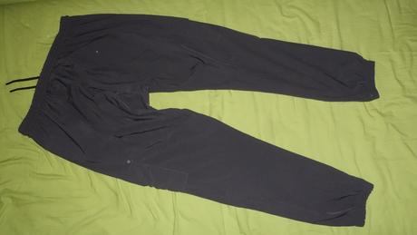 Tenke nohavice closure, l