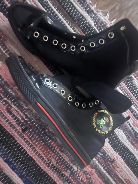 Tenisky so žabkou, 37