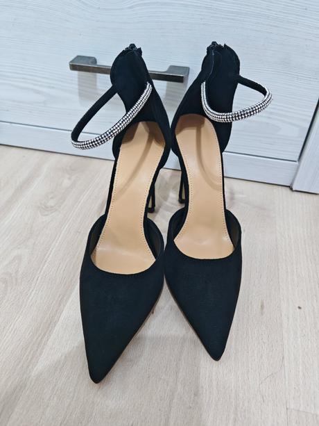 Úžasné lodičky 38- 38,5 cm, 38