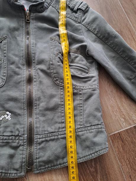 Prechodná bundička do pása, 134