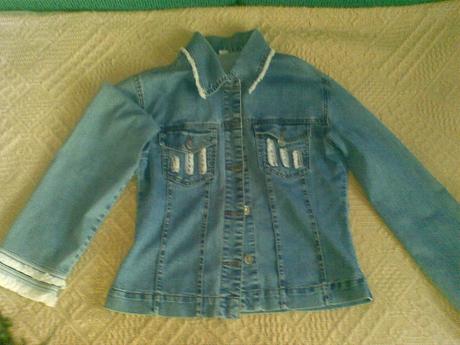 Zaujímavá rifľová bundička, l