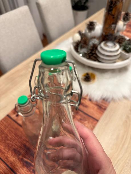 Sklenené fľaše so zatváraním 4 kusy,