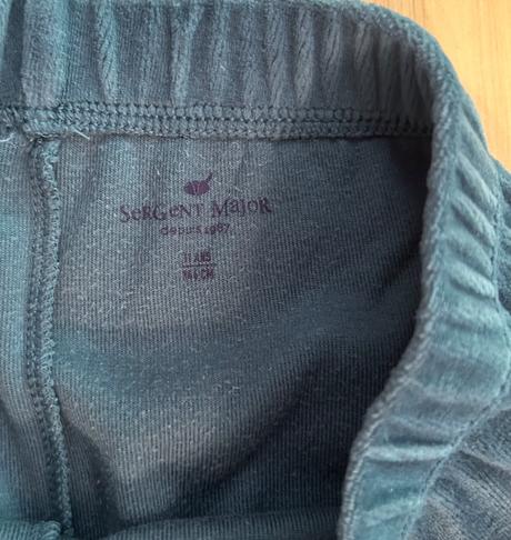 Pyžamo, sergent major,146