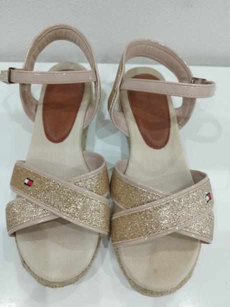 Sandalky, tommy hilfiger,34