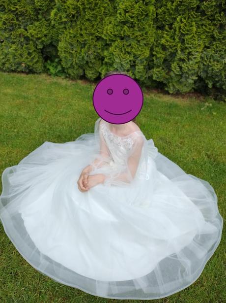 Šaty na 1.sv.prijímanie, 152