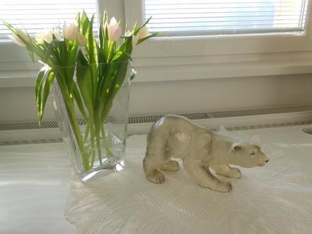 Veľká porcelánová figúrka - medveď polárny, 