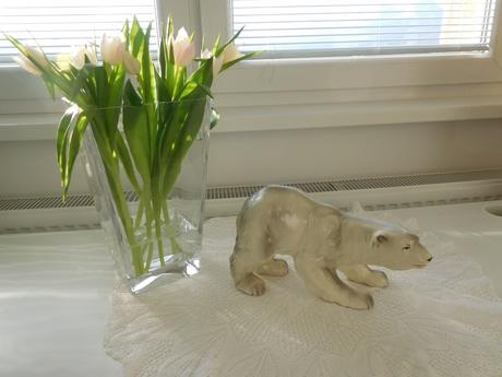 Veľká porcelánová figúrka - medveď polárny,