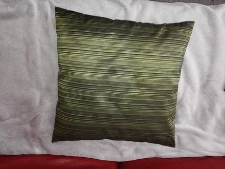 Ozdobný vankúš+ vnútro, 