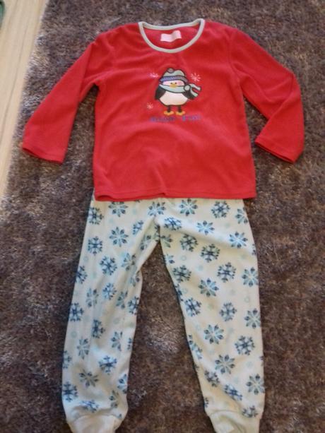 Teplucke pyzamko, primark,116