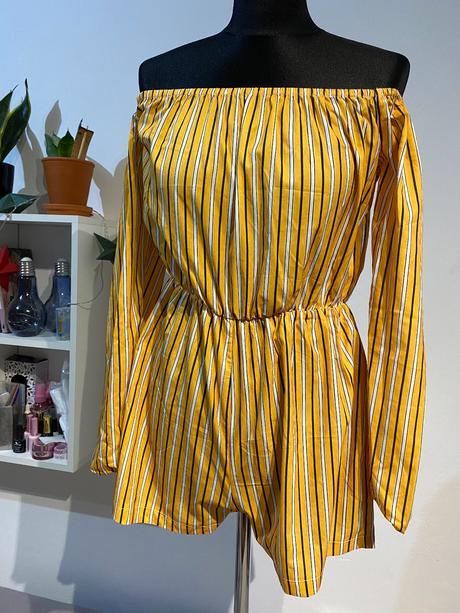 Žltý overal s dlhými rukávmi, s