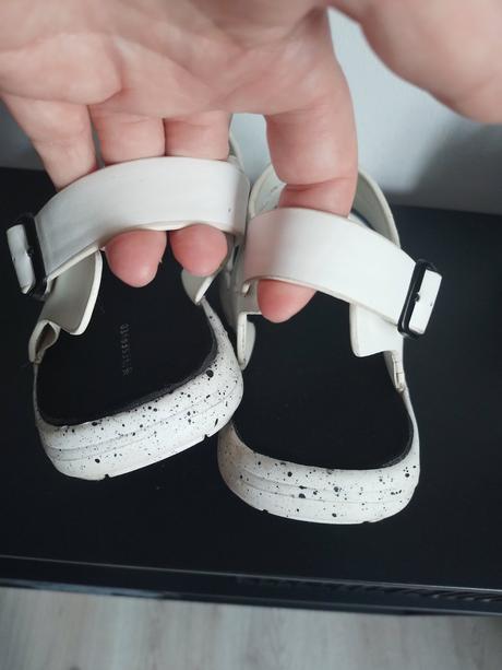 Sandálky, reserved,36