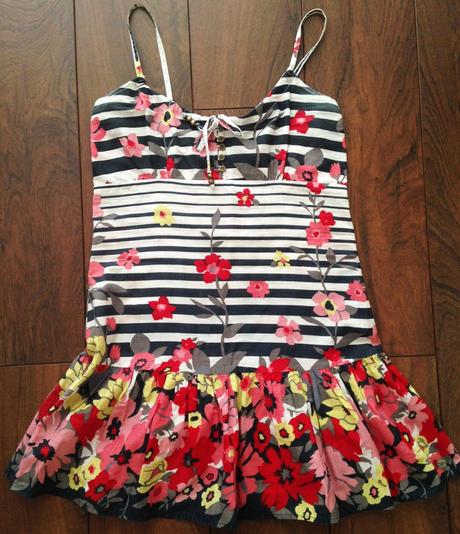 Šaty soul cal pásikavé s kvetmi a s volánom, m