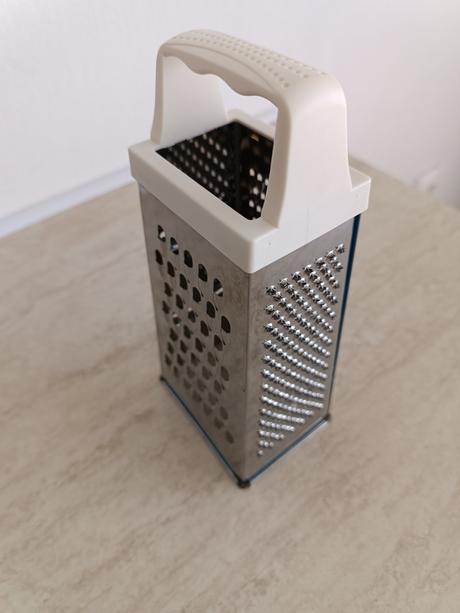 Pomôcky do kuchyne, 