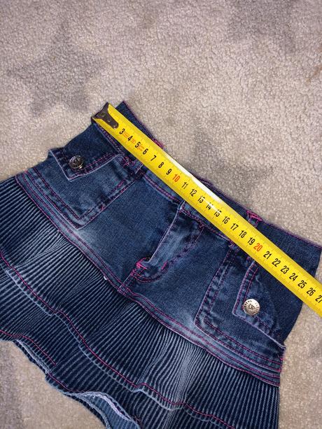 Rifľová sukňa, 104