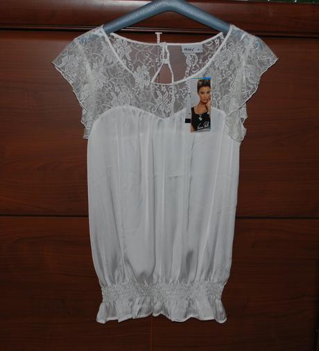 Nádherná biela blúzka, okay,40