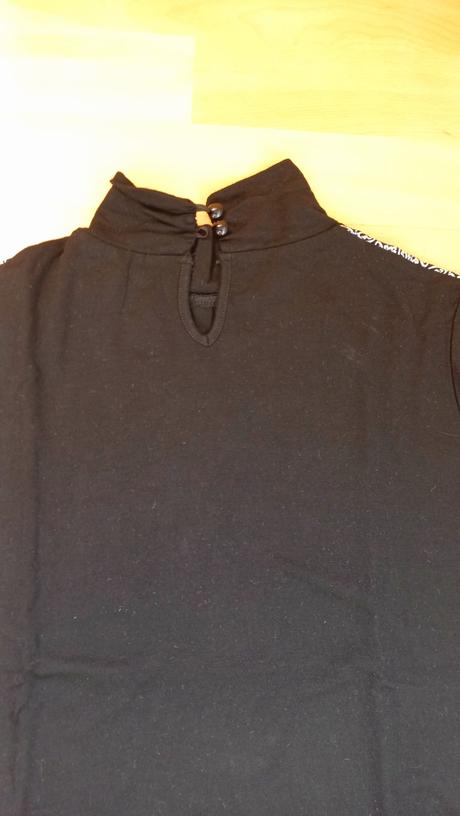 Tričko čierno biele, s