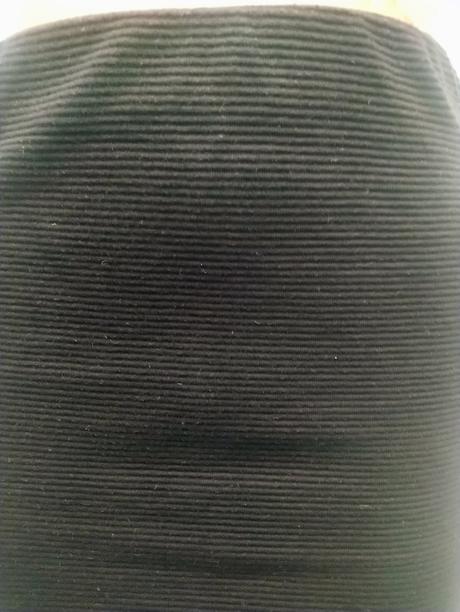 Dámska čierna vrúbkovaná sukňa, mshhl, s, s