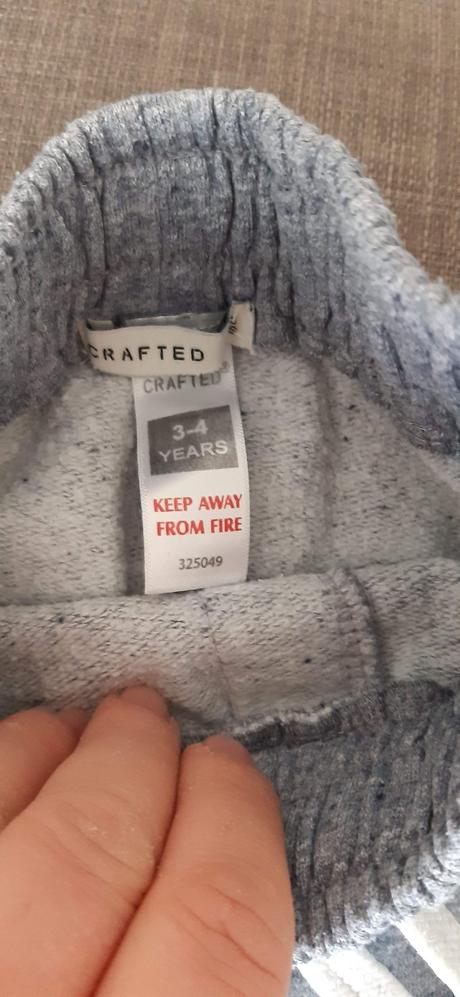 Melírované tepláky, veľ. 104, 104