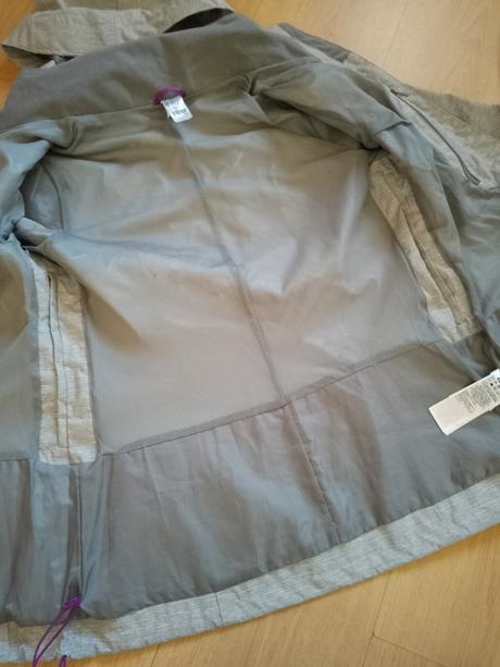 Ľahká bunda, decathlon,s