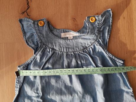 Šaty z ľahkej rifloviny, 80