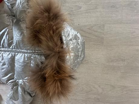 Zimna kombinéza, 74