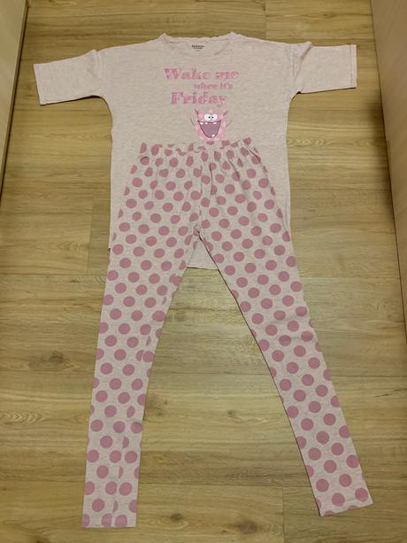 Pyžamo, reserved,158