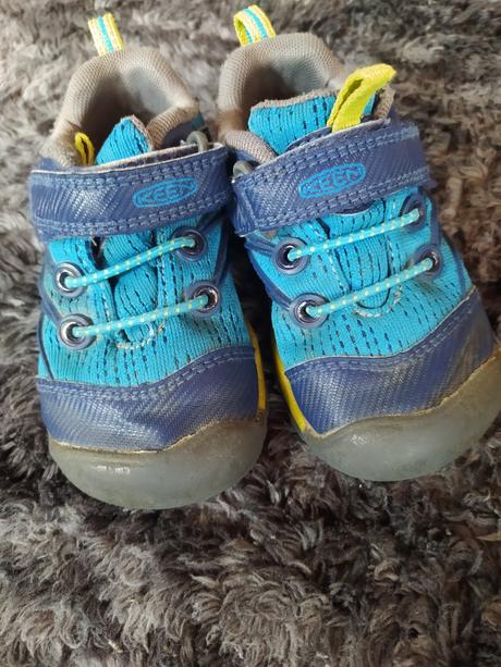 Topánočky, keen,22