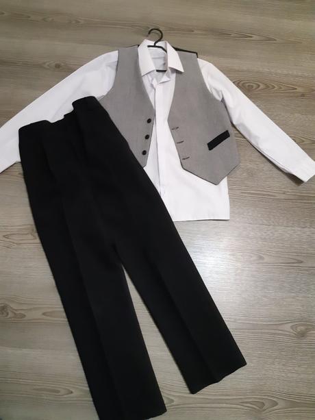 Komplet na 1.sv.prijímanie pre dvojičky, 146