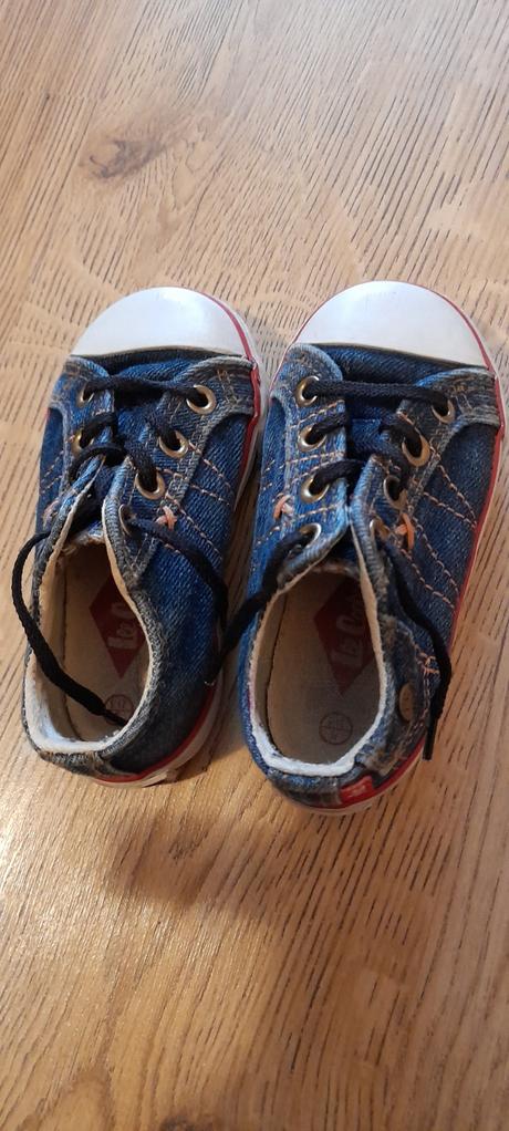 Tramky, lee cooper,24