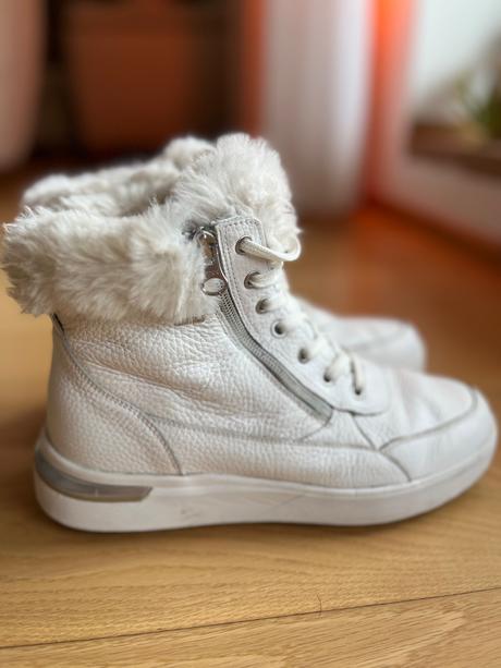 Vodeodolne kozene zateplene topanky, geox,39