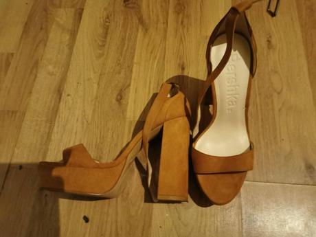 Damske sandale, bershka,38