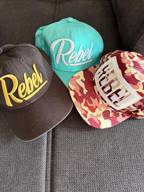 Šiltovky, rebel kids,56