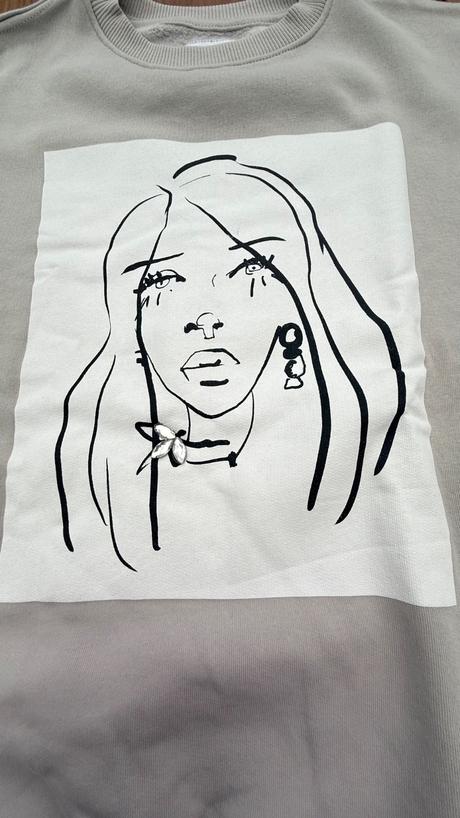 Mikina s tvárou a štrasom zara, zara,152