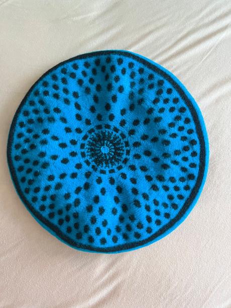 Vlnená baretka -  takmer nenosená, m