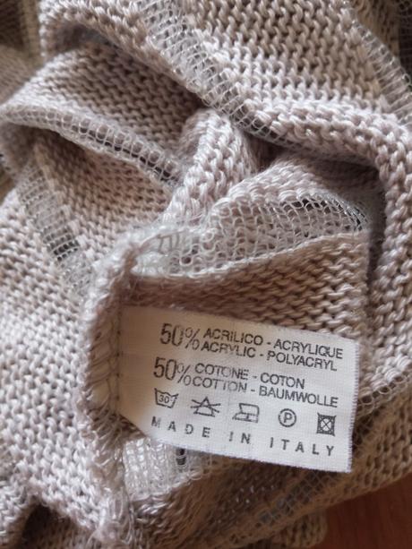 Extravagantný sveter veľ s, s