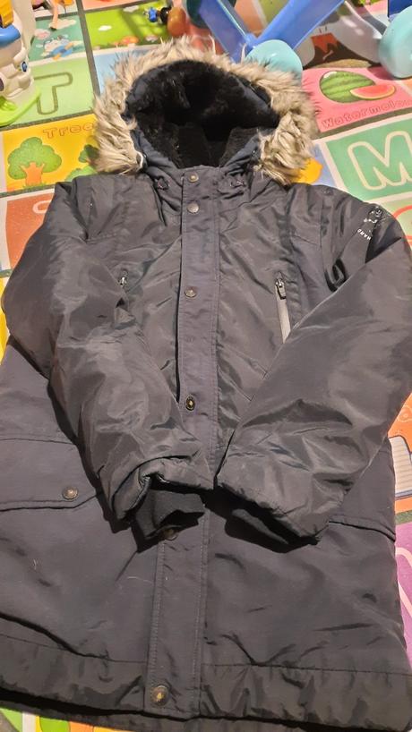 Zimna bunda, zara,152