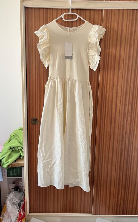 Kombinované šaty s volánmi, zara,m