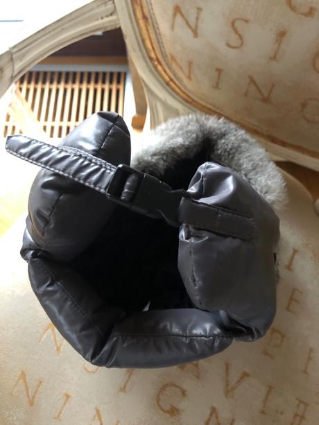 Zimna kožušinova ciapka, 56