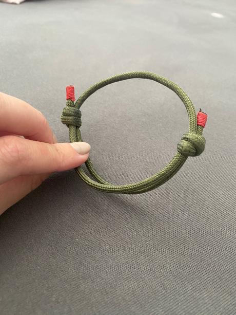 Náramok na sťahovanie, 