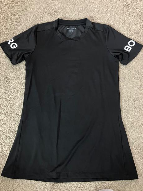 Sportove tricko zn. bjorn borg, 36