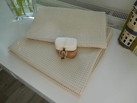 Vaflová bavlna - uteráky-140 x 70 cm, nové, 