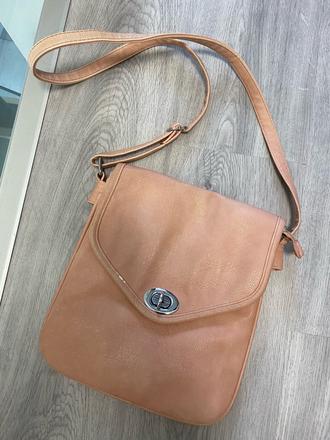 Kabelka zdarma k nákupu nad 10e,