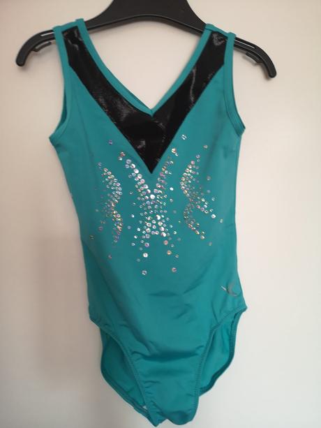 Body na gymnastiku veľ. cca 116/122, 122