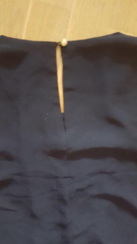 Čierne šaty, atmosphere,38