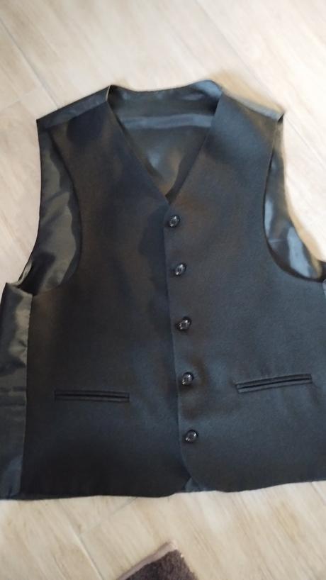 Pánsky oblek, 44