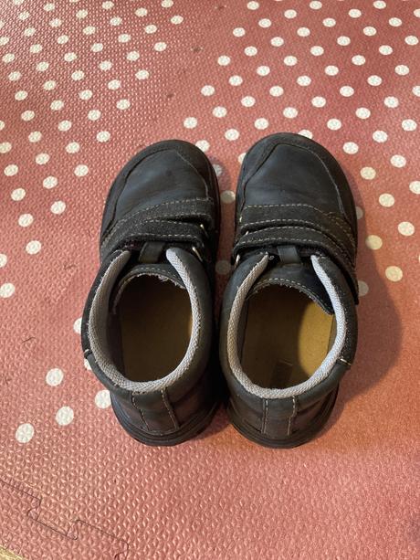 Kozene barefoot jampi, 31