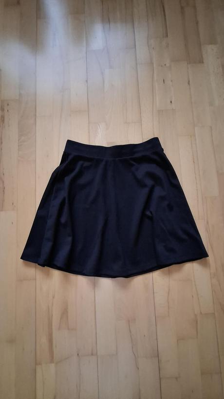 Cierna ackova mini sukna, new yorker,m