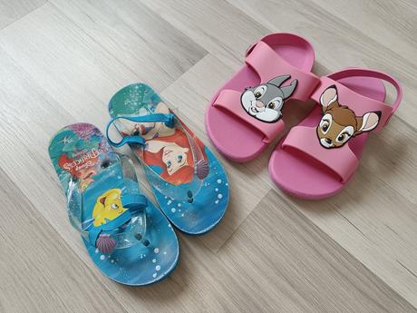 Plavky a topánočky na pláž, 122