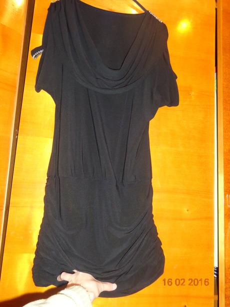 Krátke šaty- prispôsobivé 38/40, 38