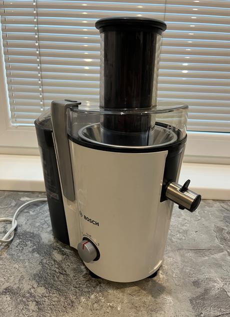 Bosch mes25a0 700w odšťavovač, bosch